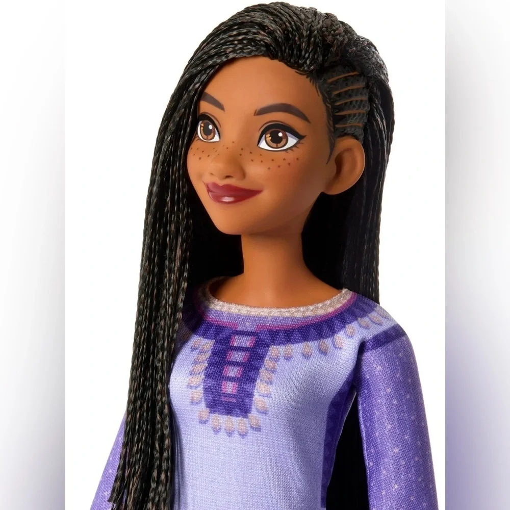 Nwt Disney’s wish Asha of Roses doll 12.75”H